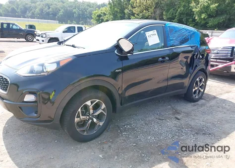 2021 Kia Sportage Lx z USA, uszkodzony, nr VIN KNDPMCACXM7886547